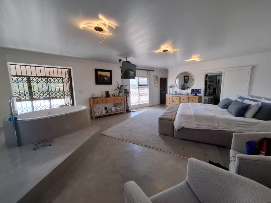 5 Bedroom Property for Sale in Cashan North West